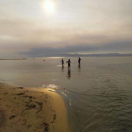 1ª Linea Reformado Y Frente Al Puerto Deportivo Firmamos Contrato Si El Cliente Lo Solicita Aunque Es Necesario Hacer La Reserva Para Poder Comunicarse Hospitalet De L'Infant Bagian luar foto